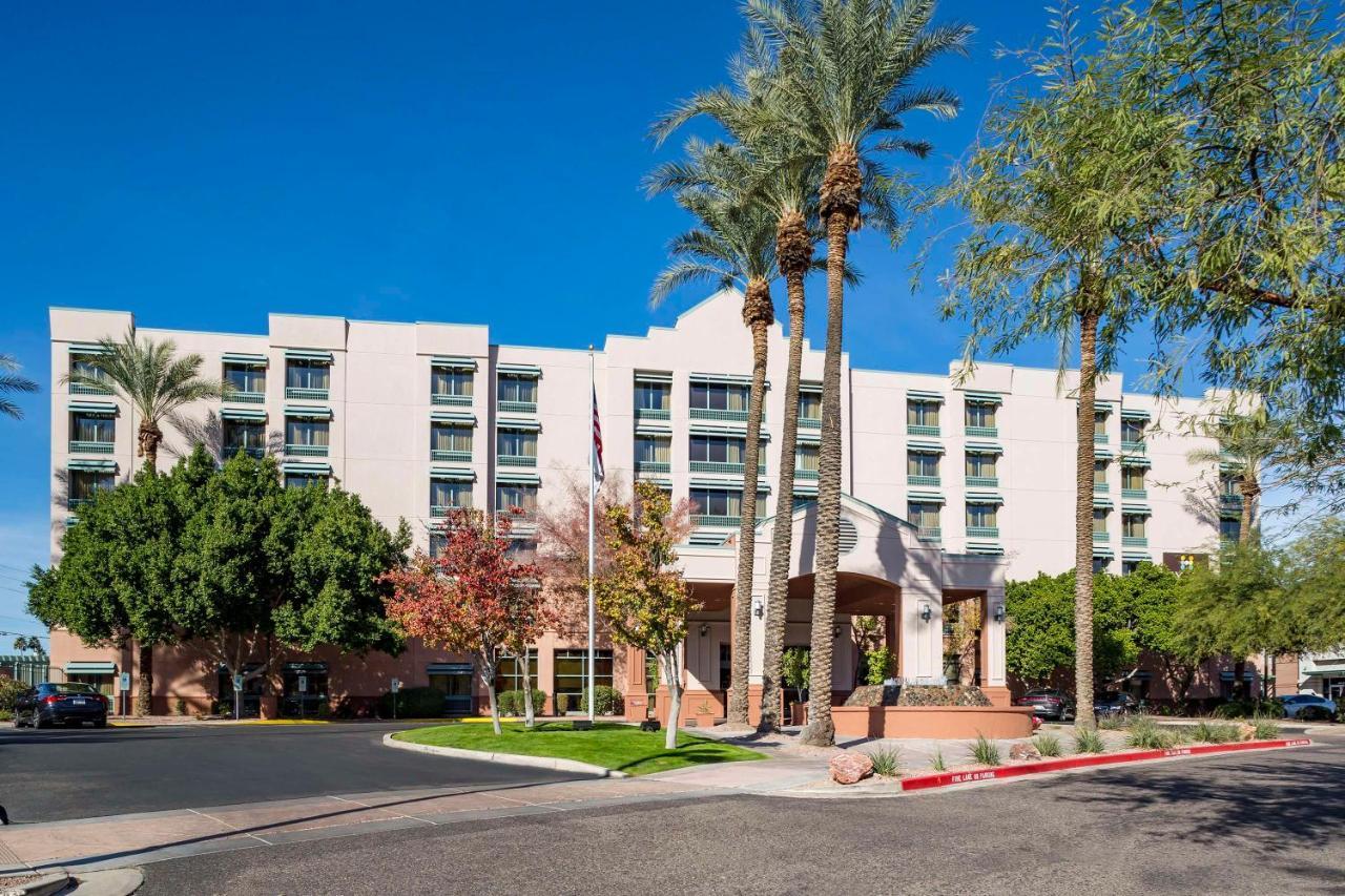 Отель Hyatt Place Scottsdale/Old Town Экстерьер фото